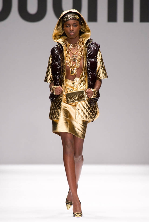 MoschinoFall14-026