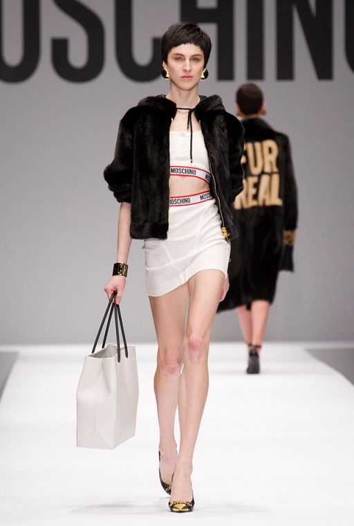 MoschinoFall14-030