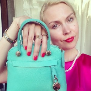 ira simonov irasimonov couturistic אירה סימונוב fashion lifestyle blog blogger yulia salon beauty dior nail polish manicure furla emboss 2