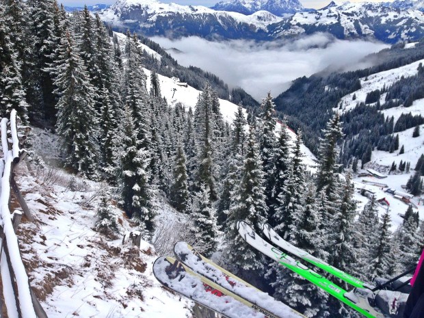 ira simonov irasimonov couturistic fashion lifestyle blog אירה סימונוב אירהסימונוב בלוגרית אופנה לייף סטייל vodka belvedere ski austria emboss watch christmas nye happy holidays memsi ממסי ציוד סקי