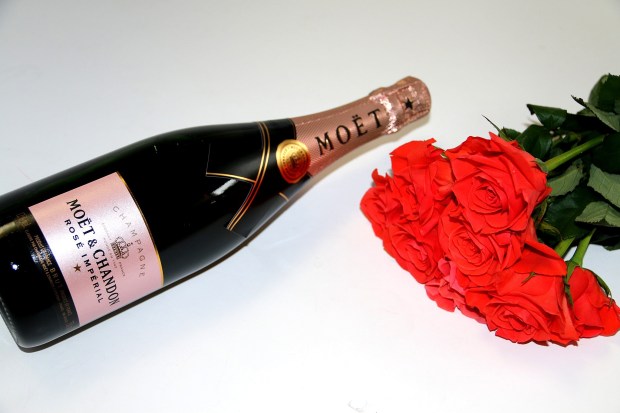 Valentines Day 2015 ira simonov irasimonov couturistic אירה סימונוב fashion blogger stylist moet mary shoes moschino michael kors factory54 tory burch pollini rose leia london jean paul gaultier 11