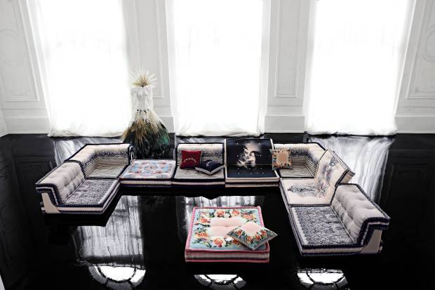 2010_2_jpg___mah_jong_couture_amb_jpg_ht