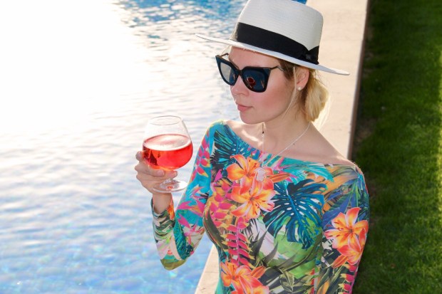 tous jewelry maskit liman mobo swimwear fendi sunglasses totti hats